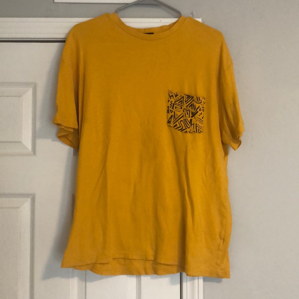 Mens forever 21 yellow t shirt
